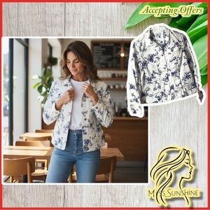 Croft & barrow - Sz S - floral lightweight denim jacket - white blue